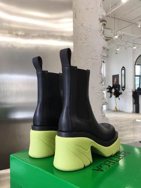 designer shoes ladies boots casual shoes women half genuine leather cotton fabric letters round head middle boot for c, Black
designer shoes ladies boots casual shoes women half genuine leather cotton fabric letters round head middle boot for c, Black