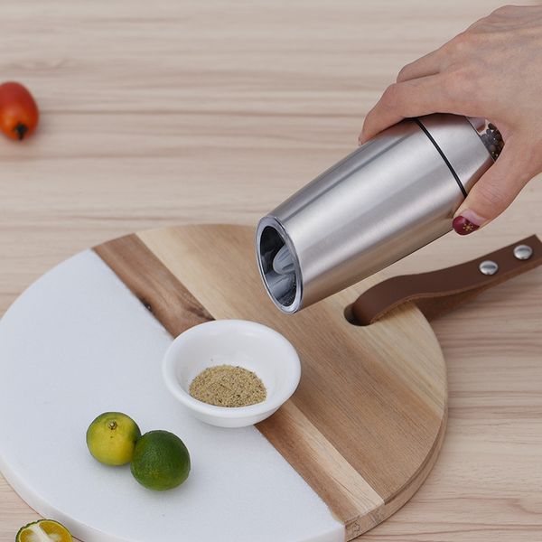 pepper mill electric grinder kitchen supplies automatic induction grinder black pepper sea salt
pepper mill electric grinder kitchen supplies automatic induction grinder black pepper sea salt