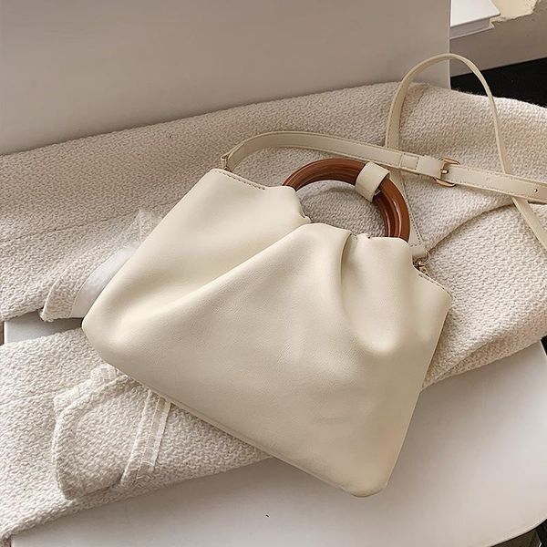 evening bags solid color pleated tote bag 2021 fashion soft pu leather women's designer handbag shoulder messenger
evening bags solid color pleated tote bag 2021 fashion soft pu leather women's designer handbag shoulder messenger