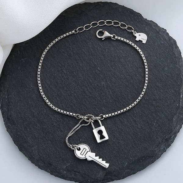 chaosheng s925 sterling silver personalized creative key lock pendant ins hip hop trend disco bracelet female, Golden;silver
chaosheng s925 sterling silver personalized creative key lock pendant ins hip hop trend disco bracelet female, Golden;silver
