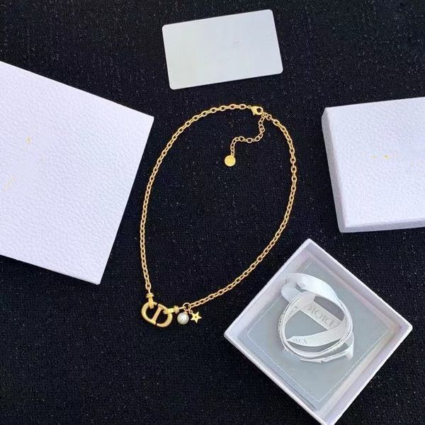 classic cd pendant necklaces ladies luxury letter gold clavicle chain necklace, Silver
classic cd pendant necklaces ladies luxury letter gold clavicle chain necklace, Silver