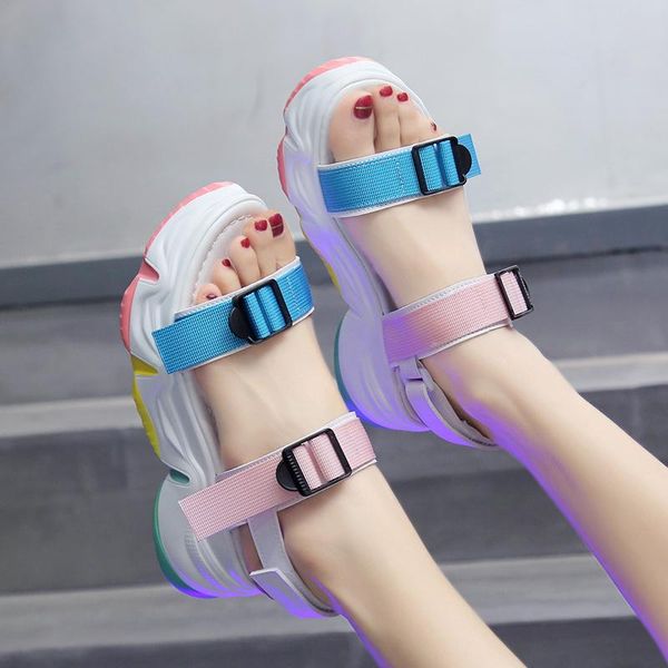 women sandals fashion two-color upper buckle decoration open toe convenient increased thick bottom, Black
women sandals fashion two-color upper buckle decoration open toe convenient increased thick bottom, Black