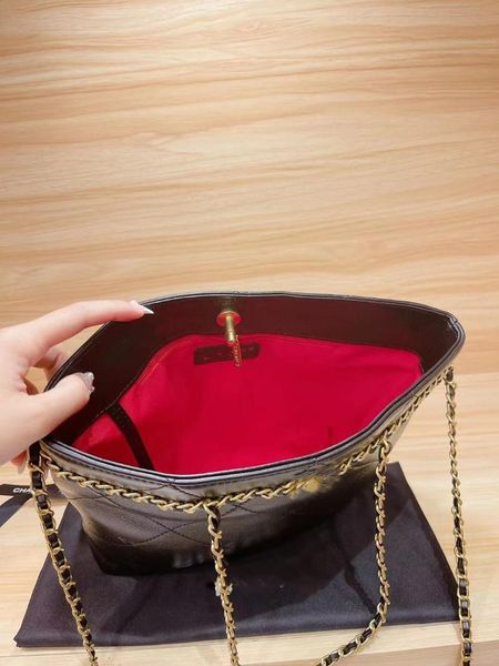 evening bags luxury leather bag high-end women's shopping fashion shoulder tote for women
evening bags luxury leather bag high-end women's shopping fashion shoulder tote for women