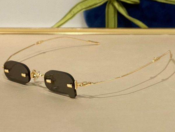 sunglasses for men and women summer linit mini style anti-ultraviolet retro plate square frameless fashion eyeglasses random, White;black
sunglasses for men and women summer linit mini style anti-ultraviolet retro plate square frameless fashion eyeglasses random, White;black