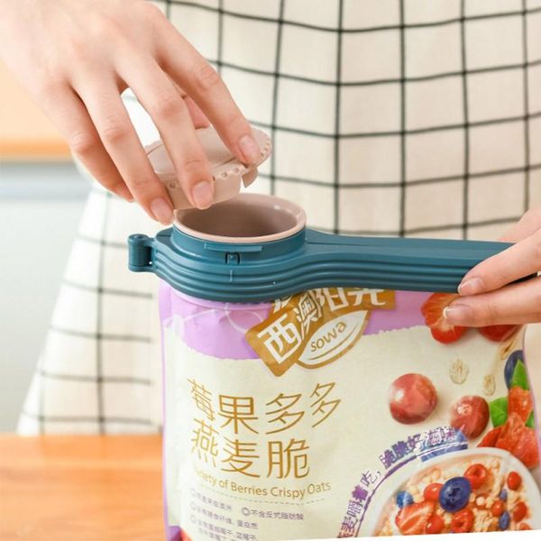 bag clips pet cat food plastic clip keep fresh sealing dog grain zero moisture-proof for dogs and cats
bag clips pet cat food plastic clip keep fresh sealing dog grain zero moisture-proof for dogs and cats
