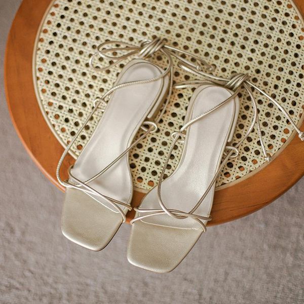 sandals lace-up women 2021 summer fairy temperament flat-bottomed flat-heeled roman beach shoes, Black 
sandals lace-up women 2021 summer fairy temperament flat-bottomed flat-heeled roman beach shoes, Black