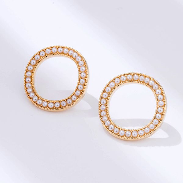 925 sier needle pearl earrings female korean temperament geometric square diamond net red simple, Golden
925 sier needle pearl earrings female korean temperament geometric square diamond net red simple, Golden