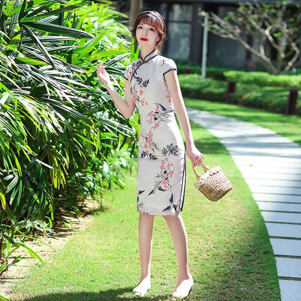 summer short sleeve knee-length rayon cheongsam vintage women mandarin collar slim printed satin qipao chinese wedding dresses, Red
summer short sleeve knee-length rayon cheongsam vintage women mandarin collar slim printed satin qipao chinese wedding dresses, Red