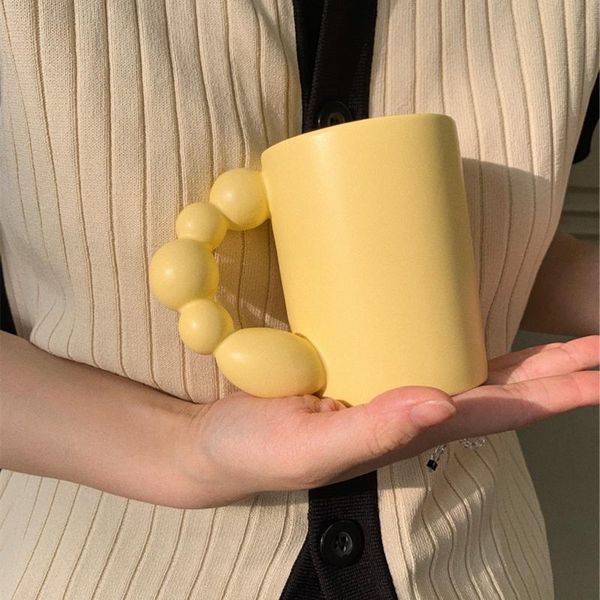mugs handmade porcelain tanghulu mug creative rotating ball handle art cup for coffee tea milk water unique birthday wedding gift
mugs handmade porcelain tanghulu mug creative rotating ball handle art cup for coffee tea milk water unique birthday wedding gift