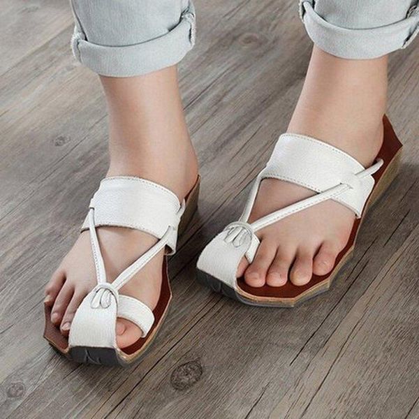 slippers women summer beach flats shoes woman pu leather flip thong slides outdoor gladiator sandalias mujer sapato femininod686, Black
slippers women summer beach flats shoes woman pu leather flip thong slides outdoor gladiator sandalias mujer sapato femininod686, Black