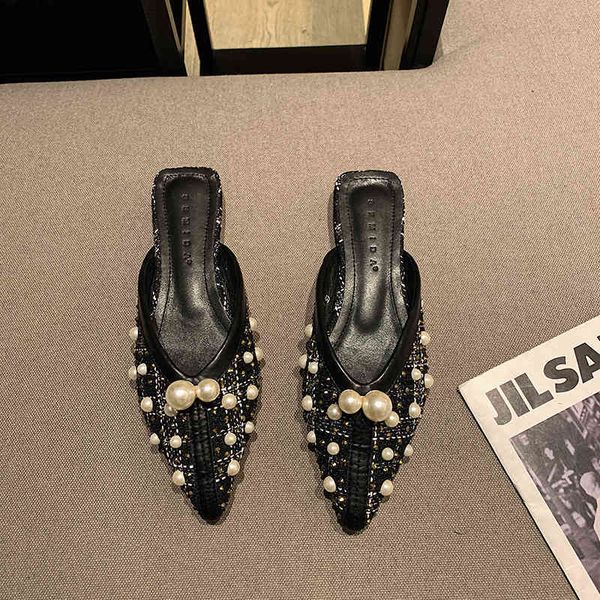 elegant bead string women's flat sandals felt summer lefu slippers lace black and white stitching lady slide
elegant bead string women's flat sandals felt summer lefu slippers lace black and white stitching lady slide