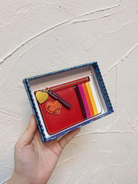 women wallet 2021 autumn new fashion ladies purse cowhide short-wallet flower print clutch credit-card coin-purse 5 card slots, Red;black
women wallet 2021 autumn new fashion ladies purse cowhide short-wallet flower print clutch credit-card coin-purse 5 card slots, Red;black
