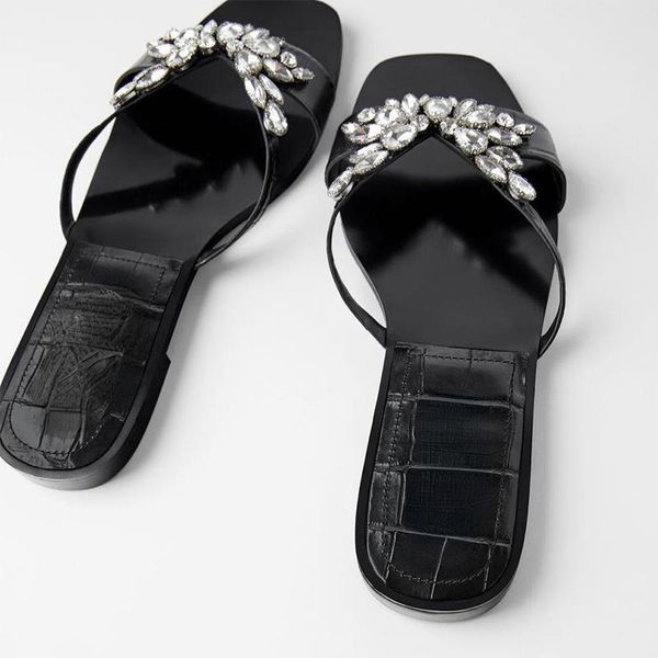 slippers woman 2021 summer flat-bottomed women's acrylic diamond flat-heeled beach shoes with sandals for women luxury plus size, Black
slippers woman 2021 summer flat-bottomed women's acrylic diamond flat-heeled beach shoes with sandals for women luxury plus size, Black
