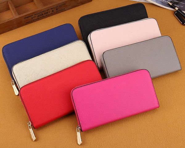 men and women holding a purse single zipper banknotes folder card wallet pu leather designer lady ladies long purses, Red;black
men and women holding a purse single zipper banknotes folder card wallet pu leather designer lady ladies long purses, Red;black
