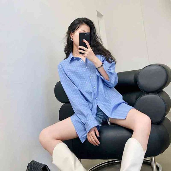 spring korea style oversize women tunic shirt turn-down collar full sleeve striped long ladies shirts button up female 210521, White
spring korea style oversize women tunic shirt turn-down collar full sleeve striped long ladies shirts button up female 210521, White