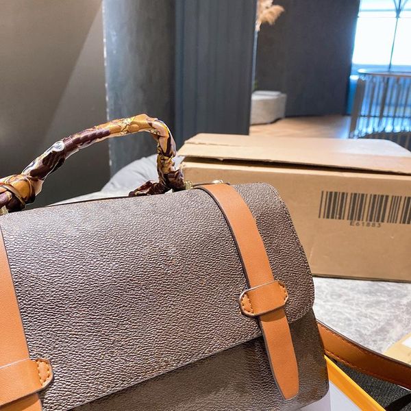 2021 women shoulder bag high quantity crossbody-bag fashion bags with silk and box scarf famale handbag made of good material
2021 women shoulder bag high quantity crossbody-bag fashion bags with silk and box scarf famale handbag made of good material
