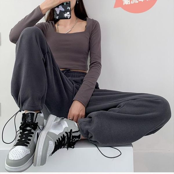 white gray sweatpants spring women capris summer baggy loose sports candy colors trousers joggers streetwear, Black;white
white gray sweatpants spring women capris summer baggy loose sports candy colors trousers joggers streetwear, Black;white