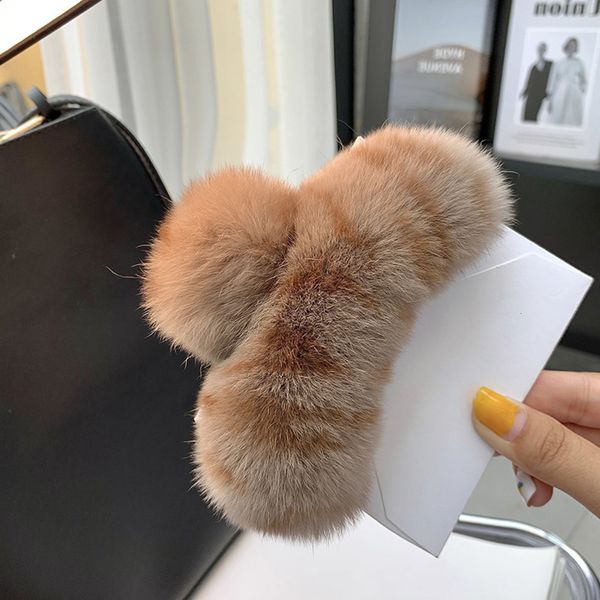 hairy back of head clip leopard print plush dish hair ball large lovely female headdress, Golden;silver
hairy back of head clip leopard print plush dish hair ball large lovely female headdress, Golden;silver