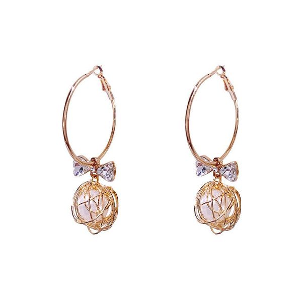 hoop & huggie bowknot pearl pendent ball earrings for women creative statement s925 golden metal hollow piercing trendy jewelry 2021, Golden;silver
hoop & huggie bowknot pearl pendent ball earrings for women creative statement s925 golden metal hollow piercing trendy jewelry 2021, Golden;silver