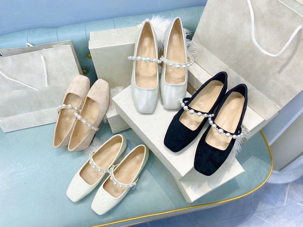 sponge cake thick-soled one-foot leather lazy baotou half slippers female summer wear new big head shoes muller cinderella crystal, Black
sponge cake thick-soled one-foot leather lazy baotou half slippers female summer wear new big head shoes muller cinderella crystal, Black