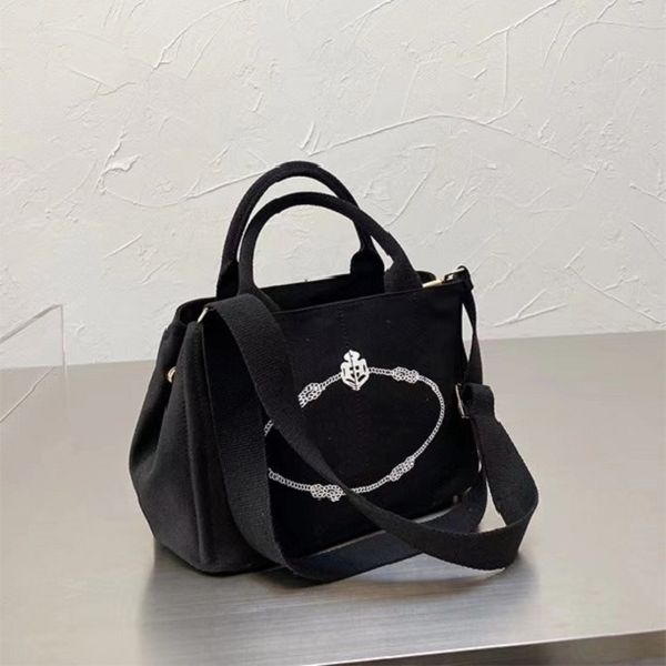 2021 new classic canvas lightweight single-shoulder bags leisure handbag wide shoulder strap beach bag temperament lady finishing makeup bag, Blue;pink
2021 new classic canvas lightweight single-shoulder bags leisure handbag wide shoulder strap beach bag temperament lady finishing makeup bag, Blue;pink