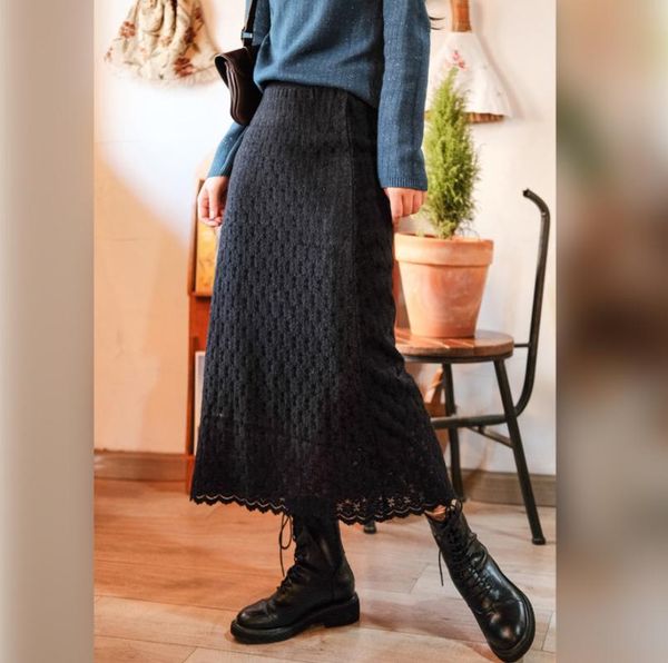 skirts grinding both sides women black solid color lace vintage elastic waist loose casual clothing 2021 spring
skirts grinding both sides women black solid color lace vintage elastic waist loose casual clothing 2021 spring