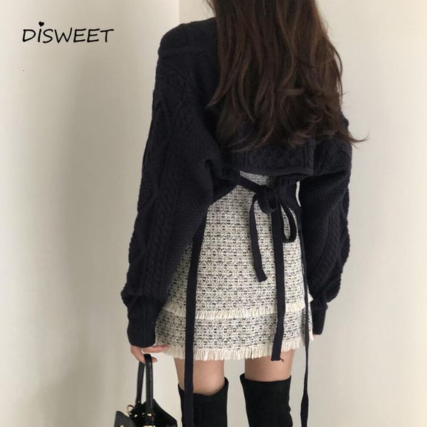 knits korean bandage knitted woman simple long-sleeved v-neck short ladies nordic loose slim white sweater women
knits korean bandage knitted woman simple long-sleeved v-neck short ladies nordic loose slim white sweater women