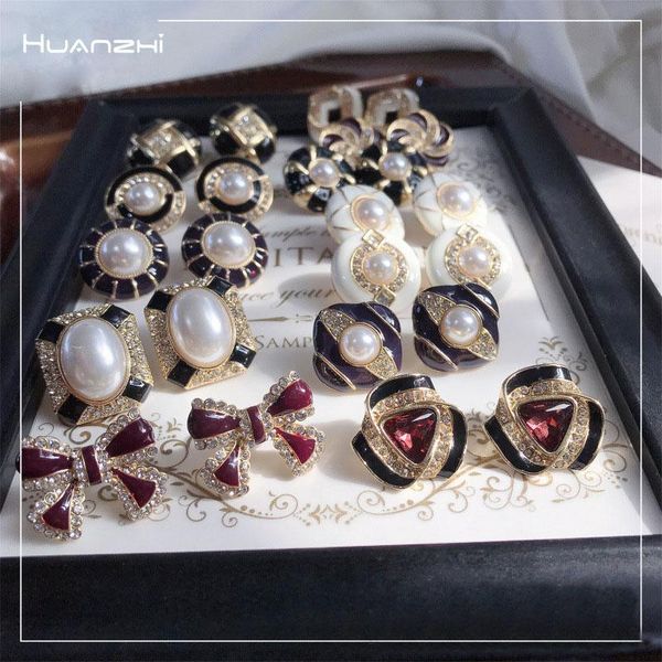 stud huanzhi 2021 dripping glaze earrings vintage flower geometric enamel irregular pearl metal jewelry for women girls, Golden;silver
stud huanzhi 2021 dripping glaze earrings vintage flower geometric enamel irregular pearl metal jewelry for women girls, Golden;silver