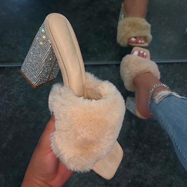 slippers 2021 summer women high-heeled rhinestone single layer plush plus size all-match sandals outdoor banquet fashion, Black
slippers 2021 summer women high-heeled rhinestone single layer plush plus size all-match sandals outdoor banquet fashion, Black