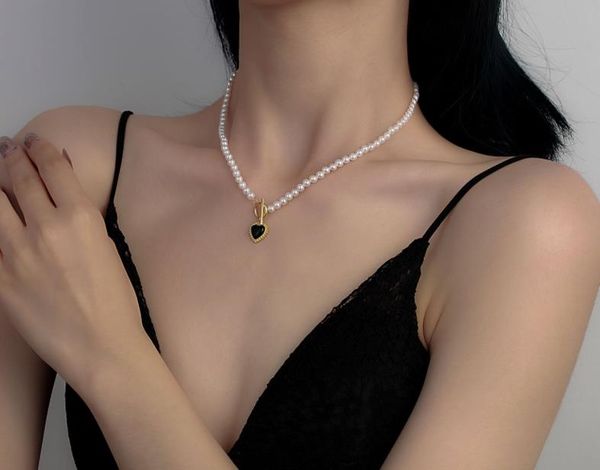 2021 fashion temperament design sense pearl love clavicle chain necklaces women's european and american jewelry gift, Silver
2021 fashion temperament design sense pearl love clavicle chain necklaces women's european and american jewelry gift, Silver