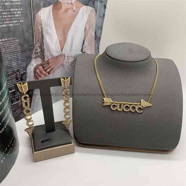 / arrow letter diamond necklace earring net red same double long suit female, Silver
/ arrow letter diamond necklace earring net red same double long suit female, Silver