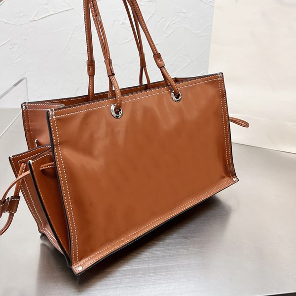 the tote bag designer shoulder bags handbag purse zipper softness women's genuine leather luxury bag fashion brand men and women alike
the tote bag designer shoulder bags handbag purse zipper softness women's genuine leather luxury bag fashion brand men and women alike