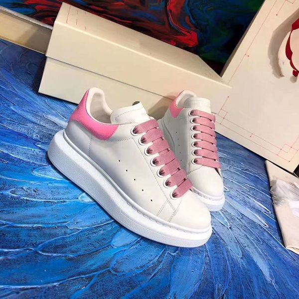 2021velvet black rainbow wedding platform fashion party men women shoes laser blue leather reflective triple white red flat casual sneakers, Red;white
2021velvet black rainbow wedding platform fashion party men women shoes laser blue leather reflective triple white red flat casual sneakers, Red;white