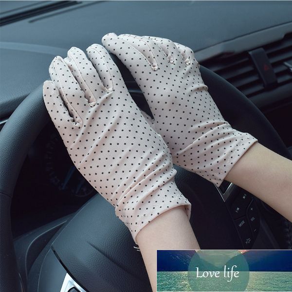 1pair dots women sunscreen gloves summer spring spandex gloves anti-uv short driving glove high elastic thin etiquette glove factory price e, Blue;gray
1pair dots women sunscreen gloves summer spring spandex gloves anti-uv short driving glove high elastic thin etiquette glove factory price e, Blue;gray