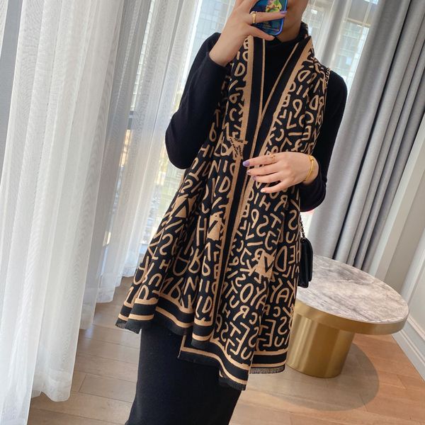 2021 silk scarf designer silken scarves shawl scarfs women fashion scarve season foulard luxury muffler men bufanda 9 colors, Blue;gray
2021 silk scarf designer silken scarves shawl scarfs women fashion scarve season foulard luxury muffler men bufanda 9 colors, Blue;gray