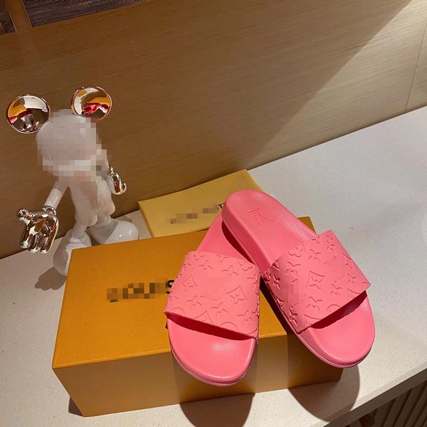2021 designer fashion design girl slippers baotou shoes simple comfortable home luxury, Black
2021 designer fashion design girl slippers baotou shoes simple comfortable home luxury, Black