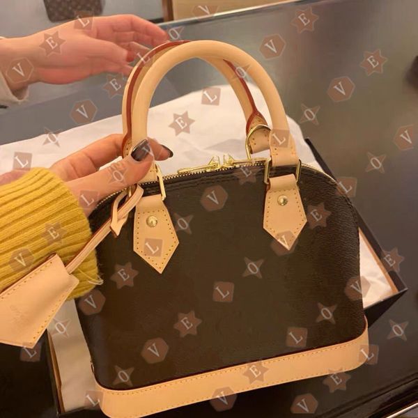 fashion women shoulder bags chain messenger bag handbags shell wallet purse ladies cosmetic crossbody bags tote
fashion women shoulder bags chain messenger bag handbags shell wallet purse ladies cosmetic crossbody bags tote