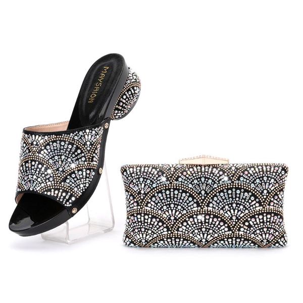 slippers 2021 italian design african nigerian high heel party crystal rhinestone wedding shoes and hand-held straddle dinner bag slip, Black
slippers 2021 italian design african nigerian high heel party crystal rhinestone wedding shoes and hand-held straddle dinner bag slip, Black