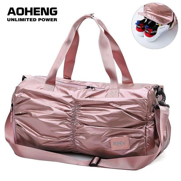 duffel bags nieuwe nylon sporttas met schoen compartiment waterdichte yoga mat tas voor vrouwen 2021 grote mini reizen dames handtassen
duffel bags nieuwe nylon sporttas met schoen compartiment waterdichte yoga mat tas voor vrouwen 2021 grote mini reizen dames handtassen
