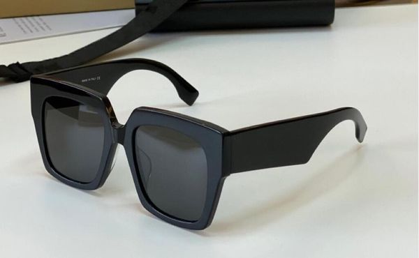 new 4326 mens sunglasses men sun glasses women sunglasses fashion style protects eyes gafas de sol lunettes de soleil with case, White;black
new 4326 mens sunglasses men sun glasses women sunglasses fashion style protects eyes gafas de sol lunettes de soleil with case, White;black