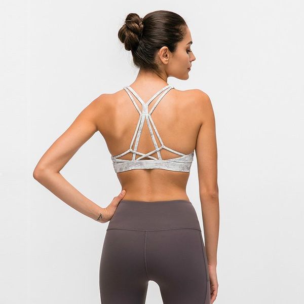 beautiful strappy workout sports bras women naked-feel wireless yoga fitness padded push up athletic gym clothing, White;black
beautiful strappy workout sports bras women naked-feel wireless yoga fitness padded push up athletic gym clothing, White;black