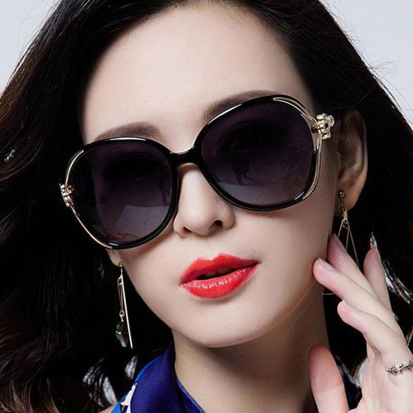 sunglasses vintage classic oval shape 2021 brand designer diamond large frame eyeglasses girls driving feminino uv, White;black
sunglasses vintage classic oval shape 2021 brand designer diamond large frame eyeglasses girls driving feminino uv, White;black