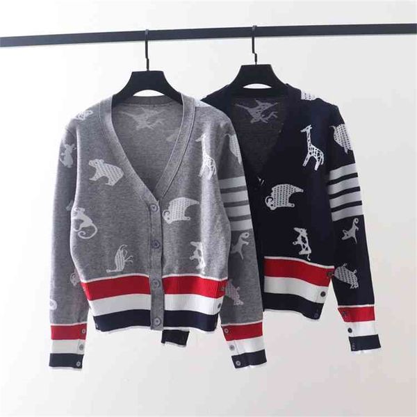 autumn winter new tb animal jacquard v-neck knitted cardigan casual sweater jacket, White
autumn winter new tb animal jacquard v-neck knitted cardigan casual sweater jacket, White