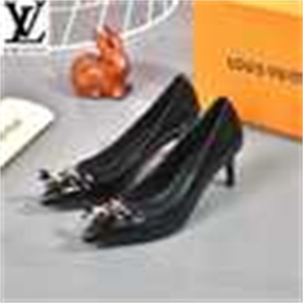 slides women high heels sandals slippers mules designer pumps loafers ballerinas sneakers dress shoes luxury blg9, Black;white
slides women high heels sandals slippers mules designer pumps loafers ballerinas sneakers dress shoes luxury blg9, Black;white