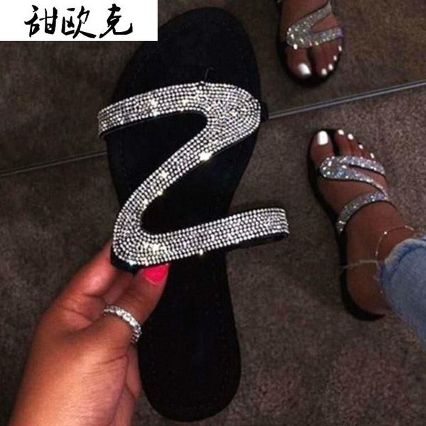 2021 summer new women flat heel slippers outer wear beach walking comfortable women slippers fashion rhinestone shoes woman, Black
2021 summer new women flat heel slippers outer wear beach walking comfortable women slippers fashion rhinestone shoes woman, Black
