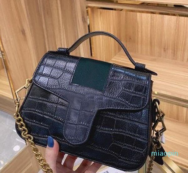 2021 classic luxury designer runway shoulder handbag with diamond lattice alligator cross body fashion bags black bags
2021 classic luxury designer runway shoulder handbag with diamond lattice alligator cross body fashion bags black bags