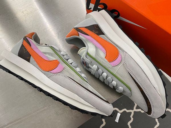 2021ss dating artifact for mens womens designer luxury shoes leisure shoes night club sneakers fashion trend material with original box, Black
2021ss dating artifact for mens womens designer luxury shoes leisure shoes night club sneakers fashion trend material with original box, Black