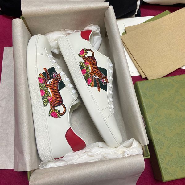 mens italy bee casual shoes women white flat leather shoe green red stripe embroidered tiger snake couples trainers des chaussures, Black
mens italy bee casual shoes women white flat leather shoe green red stripe embroidered tiger snake couples trainers des chaussures, Black