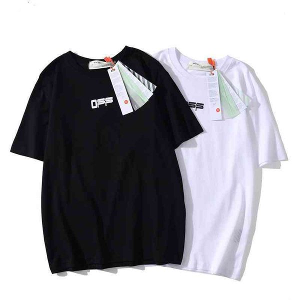 white style rui short off sleeve t-shirt black and airport tape arrstyle print men women lovers loose bottomed, White;black
white style rui short off sleeve t-shirt black and airport tape arrstyle print men women lovers loose bottomed, White;black