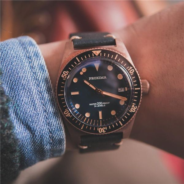 wristwatches proxima black dial luxury men's automatic watch cusn8 bronze mechanical wrist watches 20atm diver c3 luminous clocks, Slivery;brown
wristwatches proxima black dial luxury men's automatic watch cusn8 bronze mechanical wrist watches 20atm diver c3 luminous clocks, Slivery;brown
